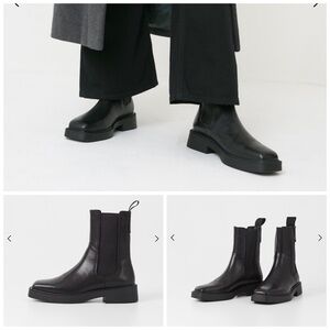 Like New Vagabond Jillian Square Toe Boots